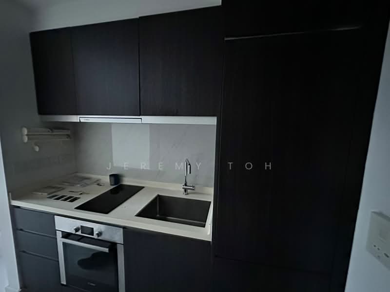 Spottiswoode 18, 18 Spottiswoode Park Road, Room Rental, 250 sqft, Condominium For Rent, by Jeremy Toh, 500184916 - Kitchen - PropertyGuru.com.sg