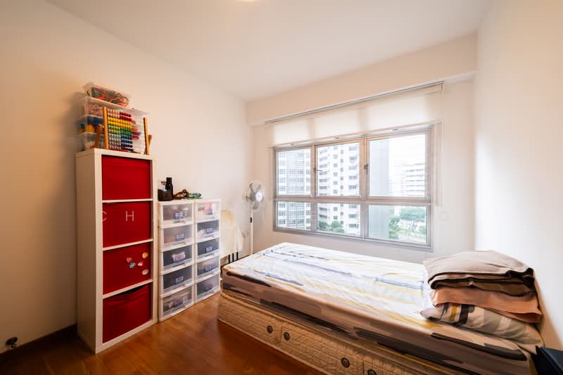 875B Tampines Street 86, 875B Tampines Street 86, 3 Bedrooms, 1,001 sqft, HDB Flat For Sale, by Charmaine Choo, 500184921 - Bedroom - PropertyGuru.com.sg