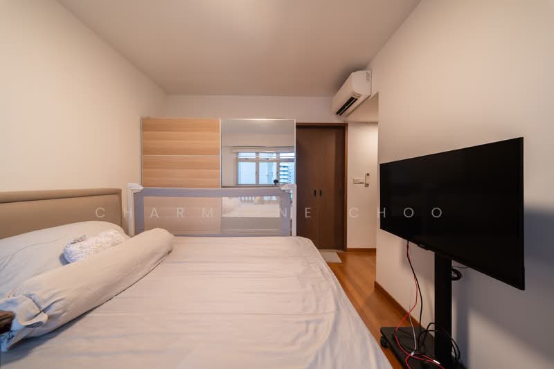 875B Tampines Street 86, 875B Tampines Street 86, 3 Bedrooms, 1,001 sqft, HDB Flat For Sale, by Charmaine Choo, 500184921 - Bedroom - PropertyGuru.com.sg