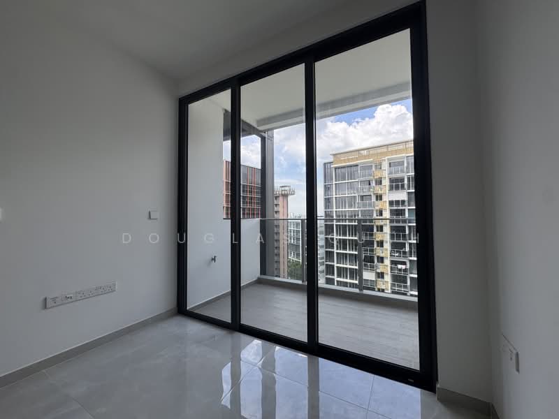 Penrose, 22 Sims Drive, 1 Bedroom, 474 sqft, Condominium For Rent, by Douglas Quah, 500184924 - Balcony - PropertyGuru.com.sg