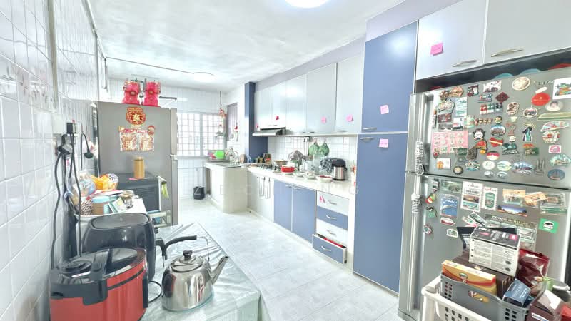 444 Ang Mo Kio Avenue 10, 444 Ang Mo Kio Avenue 10, 4 Bedrooms, 1,754 sqft, HDB Flat For Sale, by Zech Ng, 500184936 - Kitchen - PropertyGuru.com.sg