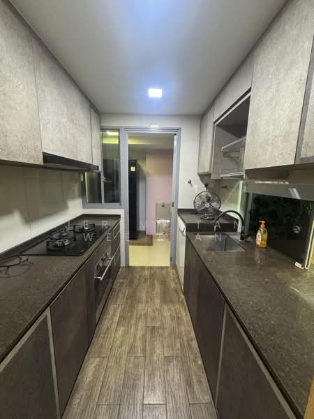 A Treasure Trove, 70 Punggol Walk, 3 Bedrooms, 1,206 sqft, Condominium For Rent, by Jeremy Tan Wee Hian, 500184951 - Kitchen - PropertyGuru.com.sg
