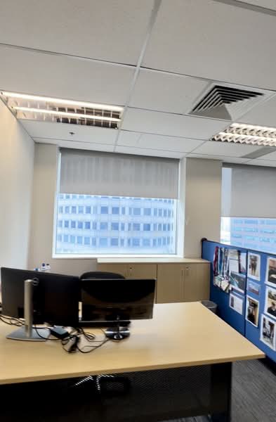 RAFFLES PLACE | Singapore River View | Fitted Office | Sheltered to MRT Station |, Raffles Place MRT, 1,625 sqft, Office For Rent, by Amy Aw 胡嘉薇, 500184952 - CommercialGuru.com.sg