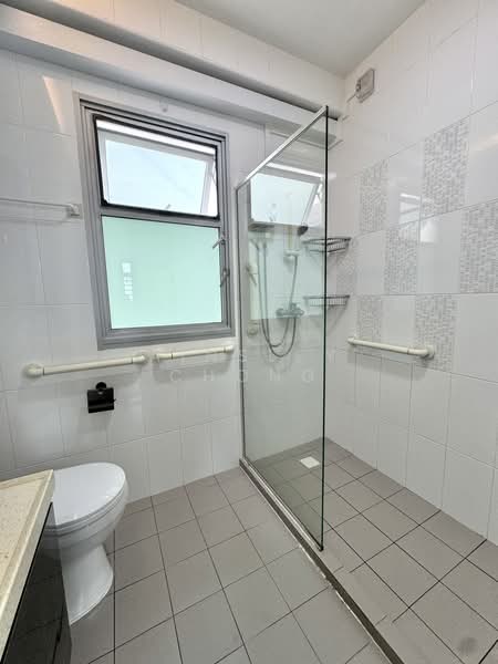 676C Yishun Ring Road, 676C Yishun Ring Road, 3 Bedrooms, 1,216 sqft, HDB Flat For Sale, by Ainsley Chong, 500184956 - Bathroom - PropertyGuru.com.sg
