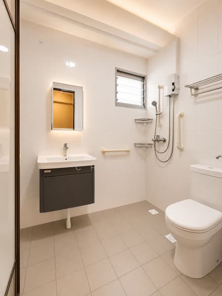 676C Yishun Ring Road, 676C Yishun Ring Road, 3 Bedrooms, 1,216 sqft, HDB Flat For Sale, by Ainsley Chong, 500184956 - Bathroom - PropertyGuru.com.sg