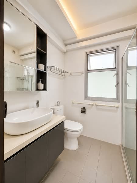 676C Yishun Ring Road, 676C Yishun Ring Road, 3 Bedrooms, 1,216 sqft, HDB Flat For Sale, by Ainsley Chong, 500184956 - Bathroom - PropertyGuru.com.sg