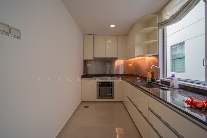 Highgate, 66 Toh Tuck Road, 3 Bedrooms, 1,227 sqft, Condominium For Rent, by Aaron Wan 温伟雄, 500184962 - Kitchen - PropertyGuru.com.sg