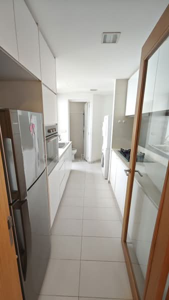 8 @ Woodleigh, 2 Woodleigh Close, Room Rental, 100 sqft, Condominium For Rent, by Charles Ong, 500184963 - Kitchen - PropertyGuru.com.sg