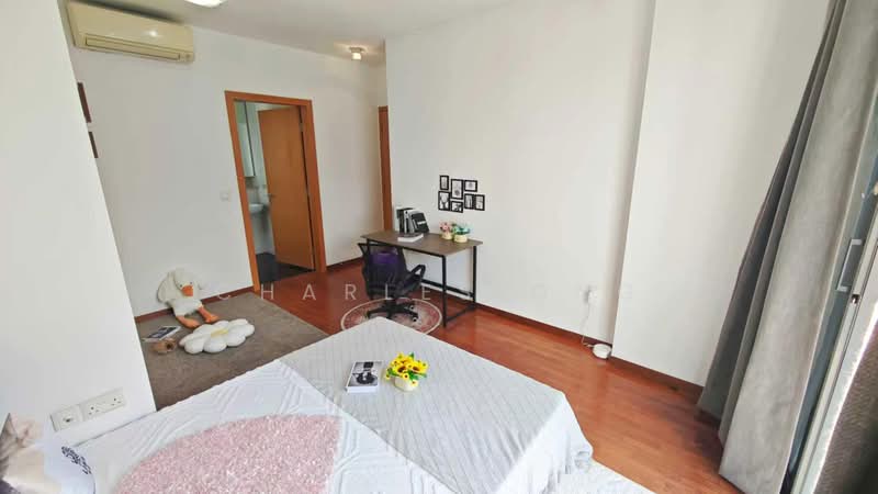 8 @ Woodleigh, 2 Woodleigh Close, Room Rental, 100 sqft, Condominium For Rent, by Charles Ong, 500184963 - Master Bedroom - PropertyGuru.com.sg