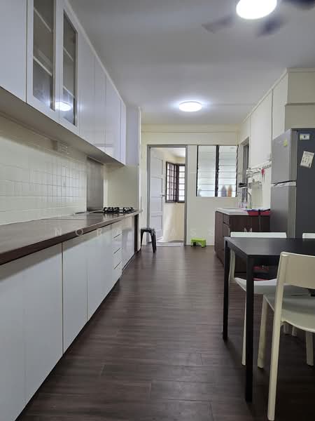 207 Serangoon Central, 207 Serangoon Central, 2 Bedrooms, 689 sqft, HDB Flat For Rent, by Nora Kassim, 500184967 - Kitchen - PropertyGuru.com.sg