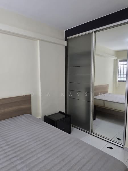 207 Serangoon Central, 207 Serangoon Central, 2 Bedrooms, 689 sqft, HDB Flat For Rent, by Nora Kassim, 500184967 - Bedroom - PropertyGuru.com.sg
