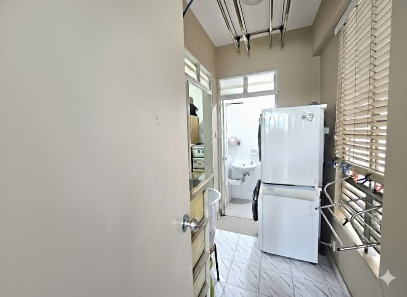Dahlia Park Condo, 7 Flora Drive, 3 Bedrooms, 1,270 sqft, Condominium For Sale, by Jolyn Fo, 500184969 - Interior - PropertyGuru.com.sg