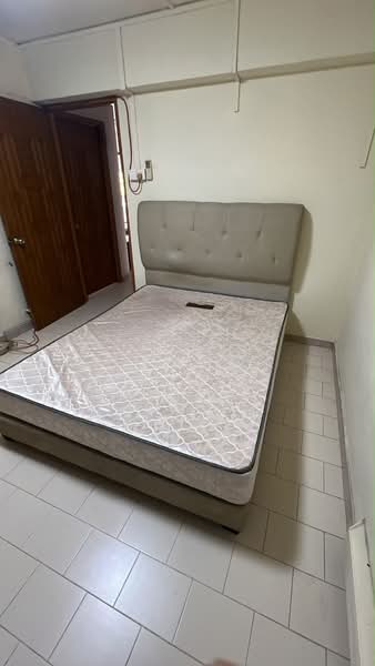 208 Jurong East Street 21, 208 Jurong East Street 21, Room Rental, 120 sqft, HDB Flat For Rent, by David Tan, 500184974 - Bedroom - PropertyGuru.com.sg