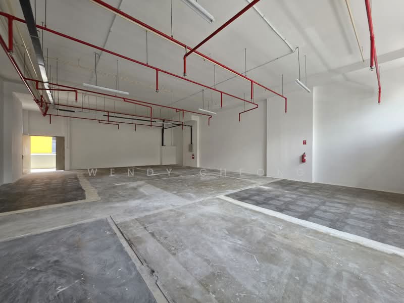 Unity Centre, 51 Bukit Batok Crescent, 1,851 sqft, Light Industrial (B1) For Sale, by Wendy Cheong, 500184975 - Entrance - CommercialGuru.com.sg