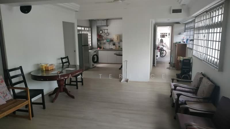 171 Lorong 1 Toa Payoh, 171 Lorong 1 Toa Payoh, 4 Bedrooms, 1,334 sqft, HDB Flat For Sale, by Tan Terence, 500184994 - Living Room - PropertyGuru.com.sg
