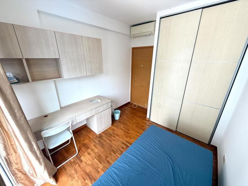The Lakeshore, 33 Jurong West Street 41, Boon Lay / Jurong / Tuas, Room Rental, 100 sqft, Condominium For Rent, by Sean Ong, 500184997 - Bedroom - PropertyGuru.com.sg