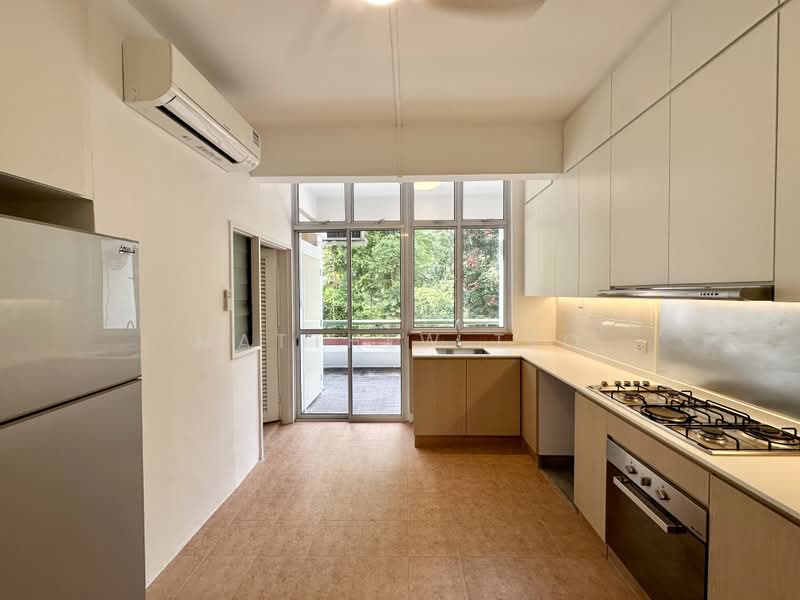 Villa Delle Rose, Taman Nakhoda, 3 Bedrooms, 2,800 sqft, Condominium For Rent, by Matthew Teo, 500185005 - Kitchen - PropertyGuru.com.sg