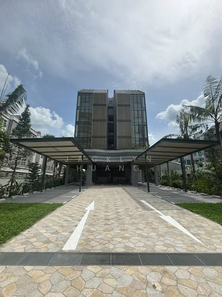 The Shorefront, 165A Jln. Loyang Besar, 2 Bedrooms, 775 sqft, Apartment For Sale, by Jacklyn Huang, 500185008 - Exterior - PropertyGuru.com.sg