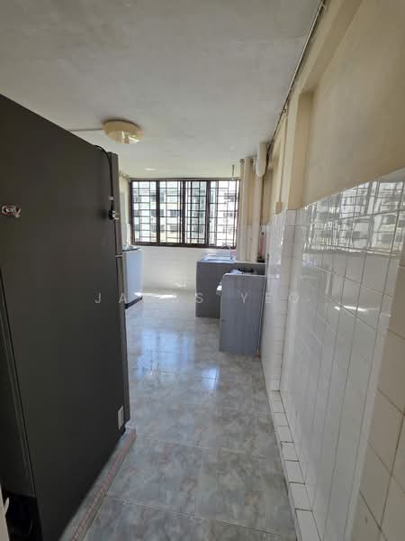 74 Bedok North Road, 74 Bedok North Road, 2 Bedrooms, 635 sqft, HDB Flat For Sale, by James Yeo, 500185013 - Kitchen - PropertyGuru.com.sg