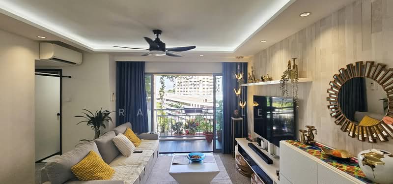 Aquarius By The Park, 1 Bedok Reservoir View, 2 Bedrooms, 893 sqft, Condominium For Rent, by Francis Lee, 500185014 - Living Room - PropertyGuru.com.sg