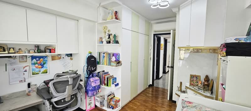 Aquarius By The Park, 1 Bedok Reservoir View, 2 Bedrooms, 893 sqft, Condominium For Rent, by Francis Lee, 500185014 - Study - PropertyGuru.com.sg