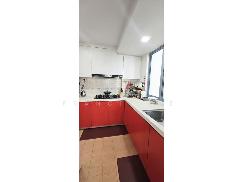 Aquarius By The Park, 1 Bedok Reservoir View, 2 Bedrooms, 893 sqft, Condominium For Rent, by Francis Lee, 500185014 - Kitchen - PropertyGuru.com.sg