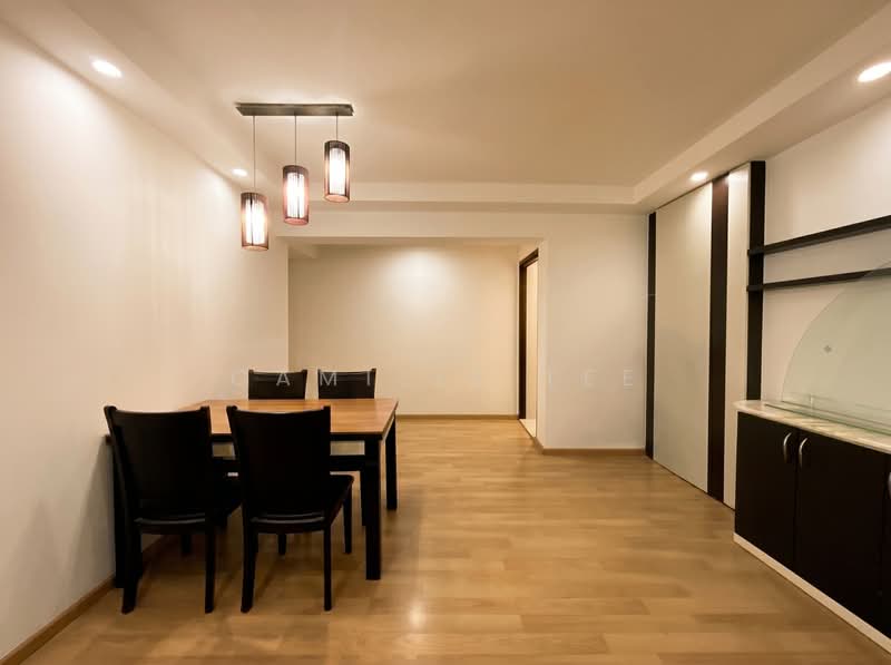 627 Jurong West Street 65, 627 Jurong West Street 65, 4 Bedrooms, 1,399 sqft, HDB Flat For Sale, by Camille Tee, 500185019 - Dining Room - PropertyGuru.com.sg