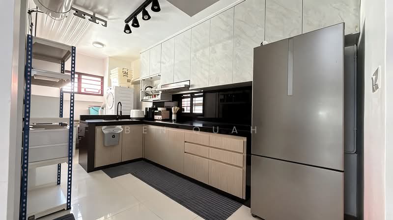 156 Rivervale Crescent, 156 Rivervale Crescent, 3 Bedrooms, 969 sqft, HDB Flat For Sale, by Ben Quah, 500185021 - Kitchen - PropertyGuru.com.sg