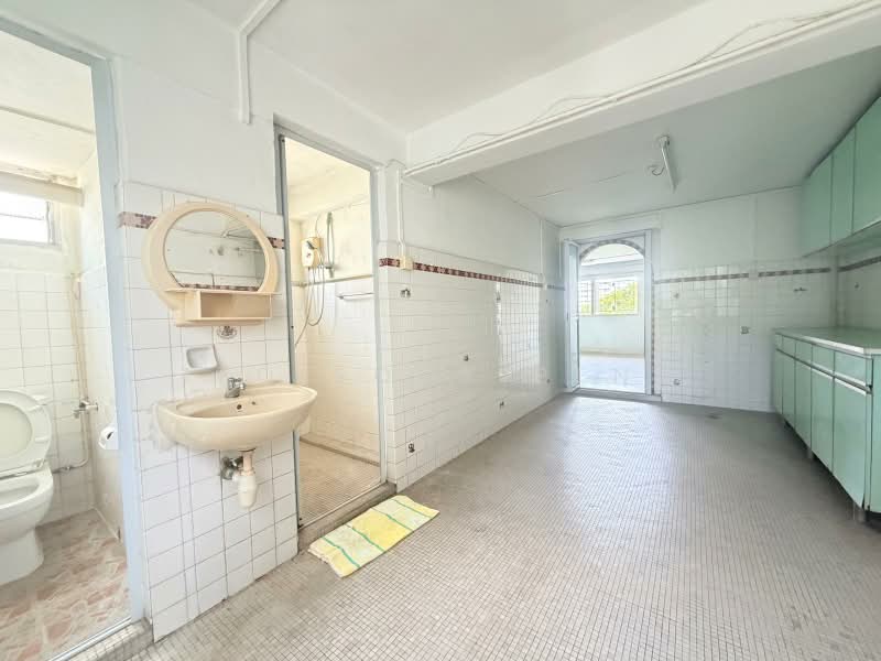 40 Telok Blangah Rise, 40 Telok Blangah Rise, 3 Bedrooms, 883 sqft, HDB Flat For Sale, by Teo Sock Peng, 500185023 - Bathroom - PropertyGuru.com.sg