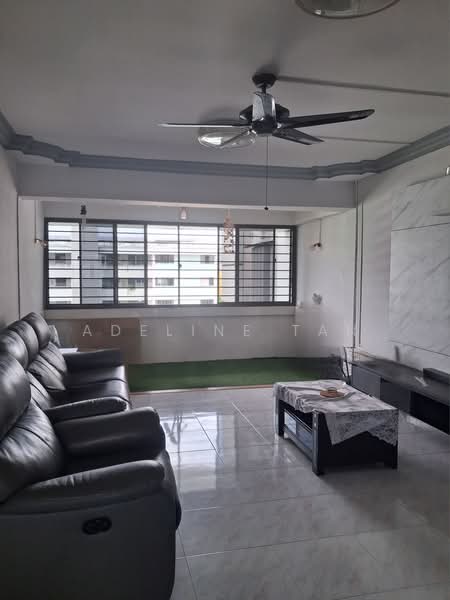 622 Ang Mo Kio Avenue 9, 622 Ang Mo Kio Avenue 9, 3 Bedrooms, 1,302 sqft, HDB Flat For Rent, by Adeline Tan, 500185028 - Living Room - PropertyGuru.com.sg
