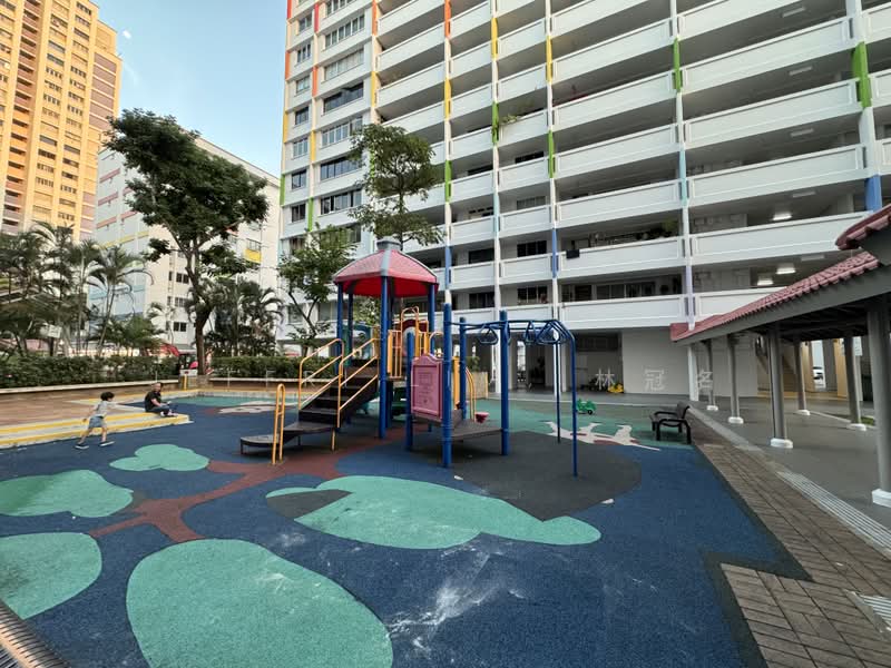 114 Bishan Street 12, 114 Bishan Street 12, 3 Bedrooms, 914 sqft, HDB Flat For Sale, by Jeffri Lim, 林冠名, 500185037 - Exterior - PropertyGuru.com.sg