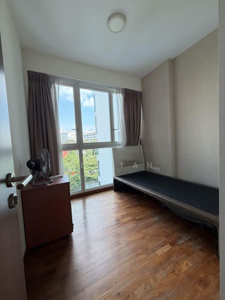 1 Canberra, 13 Canberra Drive, 2 Bedrooms, 900 sqft, Executive Condominium For Rent, by Yen Tan, 500185042 - Bedroom - PropertyGuru.com.sg