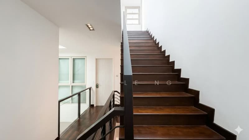 3.5 Storey Renovated Inter with 5 Ensuite Br @ Mimosa, , 5 Bedrooms, 3,337 sqft, Terraced House For Sale, by Kristle Ng, 500185044 - Interior - PropertyGuru.com.sg