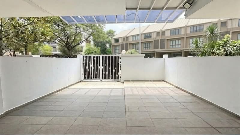 3.5 Storey Renovated Inter with 5 Ensuite Br @ Mimosa, , 5 Bedrooms, 3,337 sqft, Terraced House For Sale, by Kristle Ng, 500185044 - Exterior - PropertyGuru.com.sg