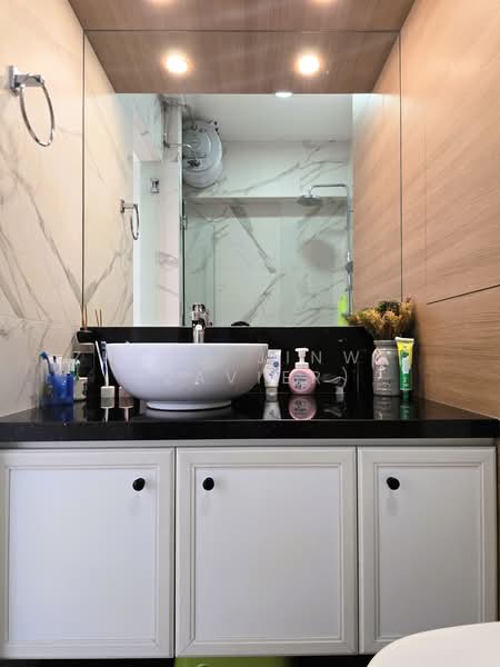 543 Jelapang Road, 543 Jelapang Road, 4 Bedrooms, 1,528 sqft, HDB Flat For Sale, by Zhang Jinwei (Zavier), 500185051 - Bathroom - PropertyGuru.com.sg