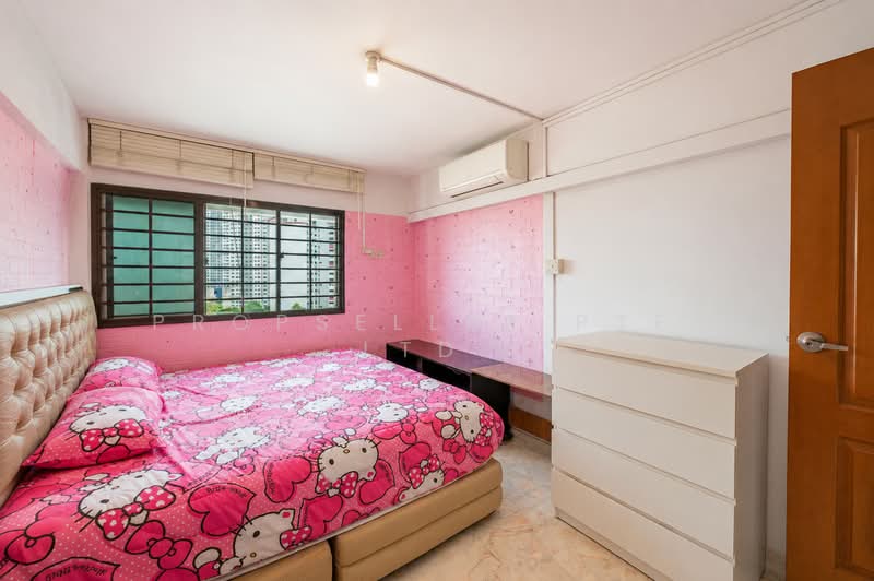 10 Holland Avenue, 10 Holland Avenue, 3 Bedrooms, 947 sqft, HDB Flat For Sale, by Don Png, 500185057 - Bedroom - PropertyGuru.com.sg