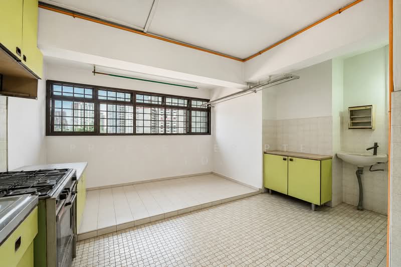 10 Holland Avenue, 10 Holland Avenue, 3 Bedrooms, 947 sqft, HDB Flat For Sale, by Don Png, 500185057 - Kitchen - PropertyGuru.com.sg