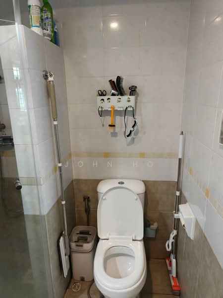 The Floravale, 248 Westwood Avenue, Room Rental, 150 sqft, Executive Condominium For Rent, by John Ho, 500185078 - Bathroom - PropertyGuru.com.sg