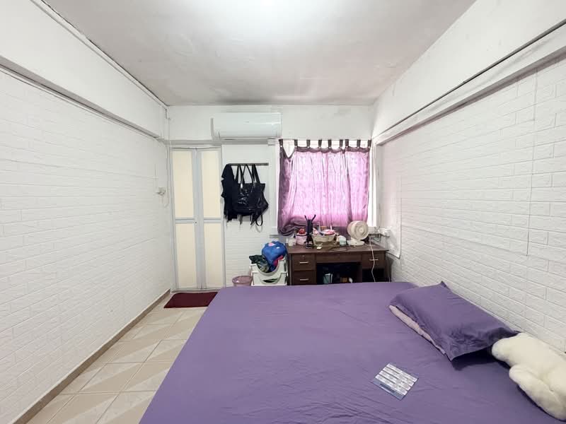 226 Serangoon Avenue 4, 226 Serangoon Avenue 4, 3 Bedrooms, 979 sqft, HDB Flat For Sale, by Michelle Cheong, 500185087 - Bedroom - PropertyGuru.com.sg
