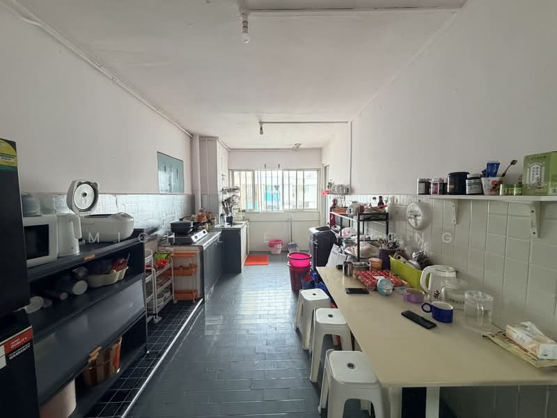 226 Serangoon Avenue 4, 226 Serangoon Avenue 4, 3 Bedrooms, 979 sqft, HDB Flat For Sale, by Michelle Cheong, 500185087 - Kitchen - PropertyGuru.com.sg
