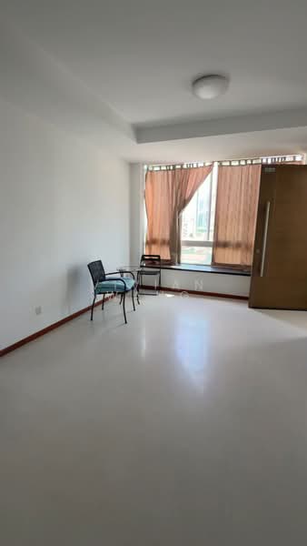 Harmony @ 1A, 1A Lim Ah Pin Road, 3 Bedrooms, 1,227 sqft, Apartment For Sale, by Vivian Wang, 500185088 - Living Room - PropertyGuru.com.sg