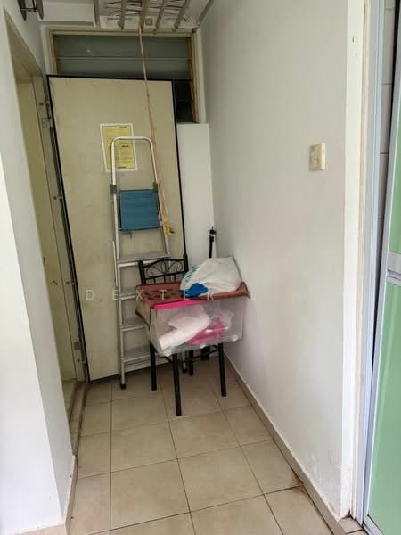 Rio Vista, 10 Upper Serangoon View, 3 Bedrooms, 1,249 sqft, Condominium For Rent, by Dexter Lim, 500185089 - Entrance - PropertyGuru.com.sg
