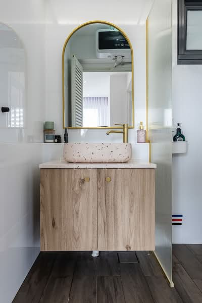 95 Dawson Road, 95 Dawson Road, 2 Bedrooms, 678 sqft, HDB Flat For Sale, by Joanne Loke, 500185100 - Bathroom - PropertyGuru.com.sg