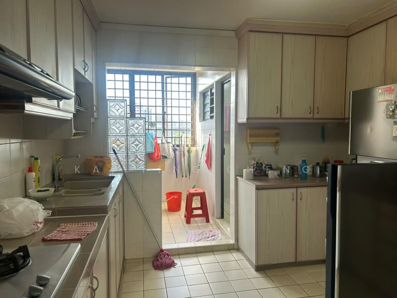 928 Hougang Street 91, 928 Hougang Street 91, 3 Bedrooms, 1,291 sqft, HDB Flat For Sale, by Kai Ting Cheng, 500185117 - Kitchen - PropertyGuru.com.sg