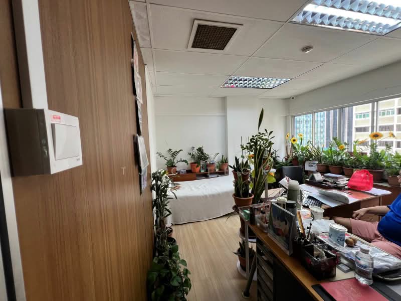 Fook Hai Building, 150 South Bridge Road, 1,593 sqft, Office For Rent, by TJIO TECK, 500185120 - Bedroom - CommercialGuru.com.sg