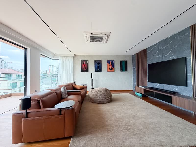 Sembawang Park, , 8 Bedrooms, 7,500 sqft, Semi-Detached House For Sale, by Crystal Oh, 500185123 - Living Room - PropertyGuru.com.sg