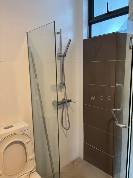 Cadence Light, 199 Telok Kurau Road, 2 Bedrooms, 678 sqft, Apartment For Sale, by Benjamin Wee, 500185126 - Bathroom - PropertyGuru.com.sg
