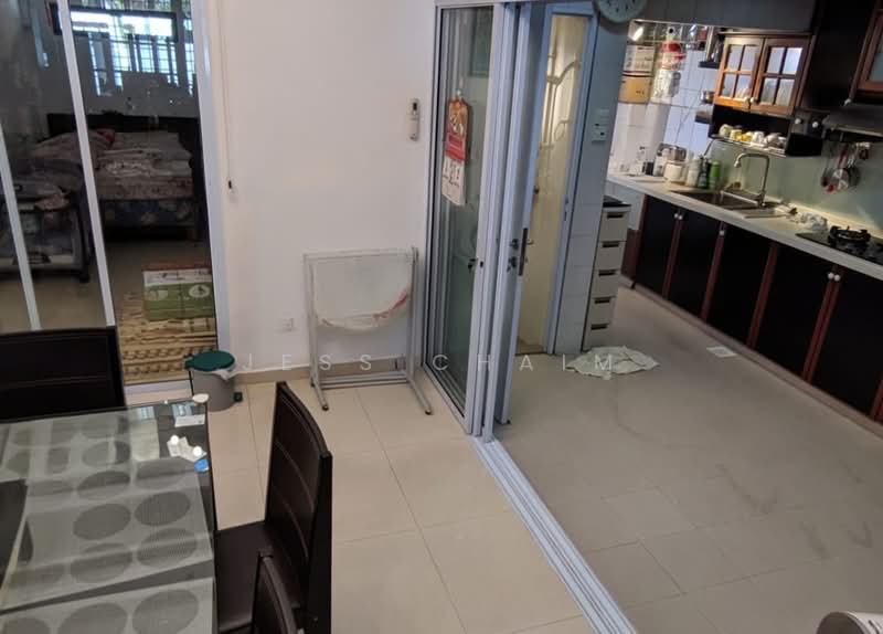 Chelsea Village, 46 Jambol Place, Room Rental, 100 sqft, Terraced House For Rent, by Jess Chaim, 500185130 - Kitchen - PropertyGuru.com.sg