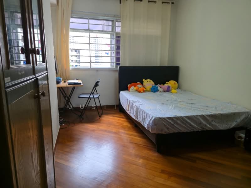 325 Tah Ching Road, 325 Tah Ching Road, 5 Bedrooms, 1,335 sqft, HDB Flat For Sale, by Justin Zaw, 500185134 - Bedroom - PropertyGuru.com.sg