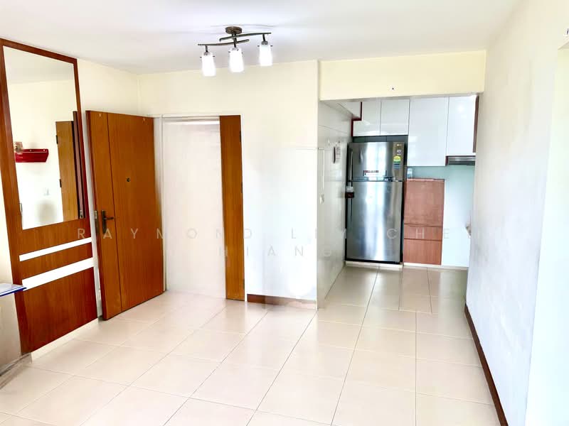 22 Teban Gardens Road, 22 Teban Gardens Road, 3 Bedrooms, 990 sqft, HDB Flat For Sale, by Raymond Lim Chee Hiang, 500185140 - Kitchen - PropertyGuru.com.sg